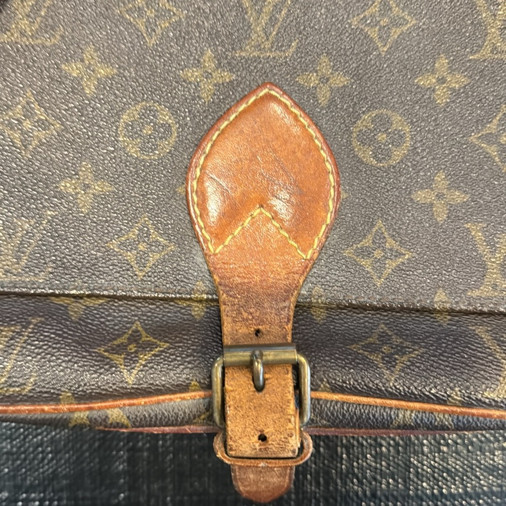 Louis Vuitton Monogram Cartouchiere crossbody bag - Picture 2 of 10